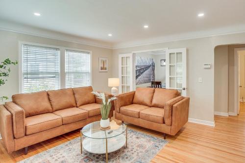 Charming Saint Paul Retreat 7 Mi to Downtown! in Saint Paul, USA