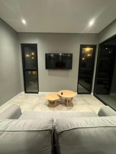 Two-Bedroom House image 1