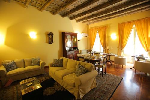 Antica Palermo R&B – Palermo, CA