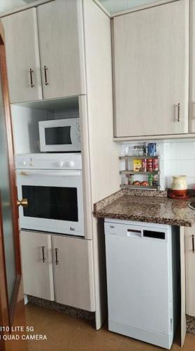 Estupendo Apartamento Aeropuerto y Fibes, Siviglia (foto 5)