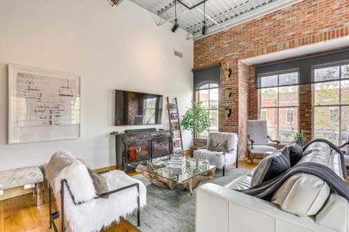 Downtown Eagle Ranch Condo with Balcony and Grill in Eagle, USA
