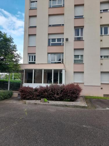 נוף חוץ, Appartement complet refait à neuf (Appartement complet refait a neuf) in לקסאו