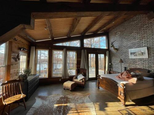 Indoor pool fish 7 free boats June reg 699 sale599 in Bluford, USA