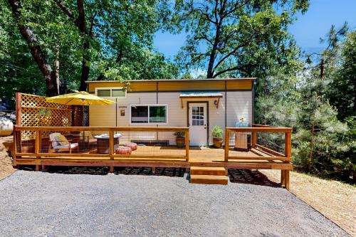 . Nature's Nook Mountain Retreat