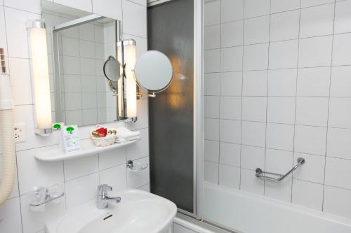 Hotel Montbrillant - image 12