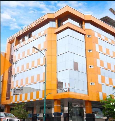. BRITNEY HOTEL Machala
