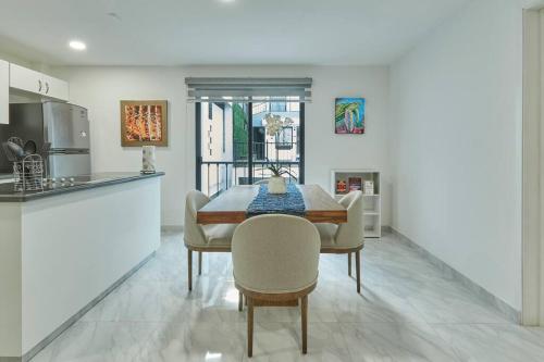 Spacious 1-bdrm condo in heart of Cabo! in Cabo San Lucas, Mexico