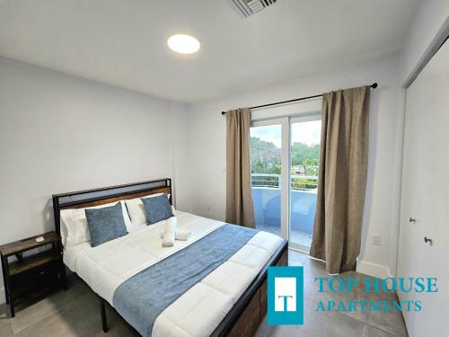 645 Airport Top House Apartments in Miami, USA