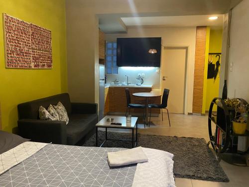 Modern apartment in Athens, Афины (фото 9)