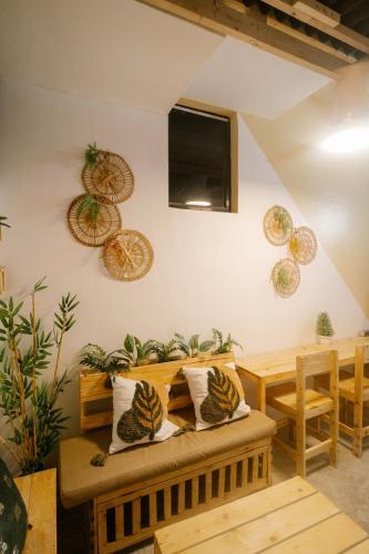 Faciliteiten, Pallet Homes - Petalsville near Central Philippine University