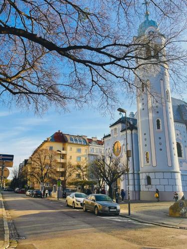 Blue Church views Bezrucova - 3 bedrooms sleeps 6, Bratislava (Foto 9)