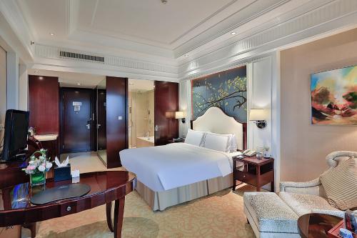 1 queen bed