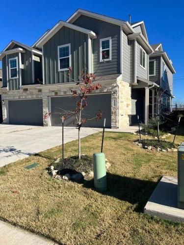 Pristine Location- COTA, TESLA, Airport