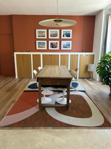 Bord de mer, magnifique appartement de 150m2 avec jardin, Marseille (photo 2)