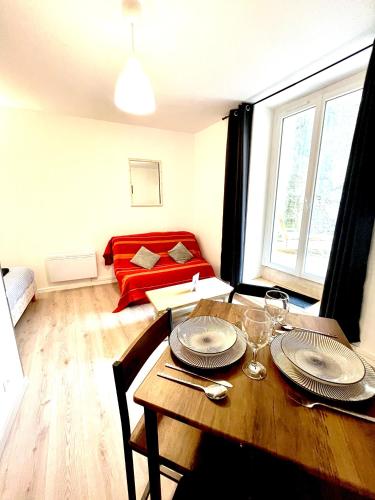 Appartement avec terrasse au coeur d'Aurillac - Location saisonnière - Aurillac