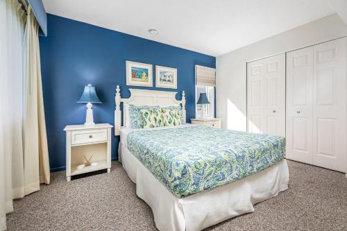Joyful 2BDR with a Loft Retreat Condo at GTR 5551 in Traverse City, USA