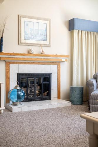 Joyful 2BDR with a Loft Retreat Condo at GTR 5551 in Traverse City, USA