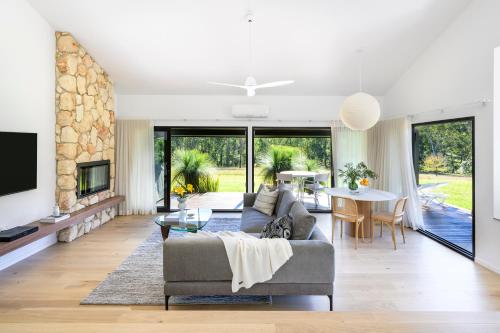 Cedars Mount View - Adults only in Mount View
