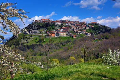 Apkārtne, Dimora Selù (Dimora Selu) in Laurino