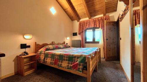 2 twin beds