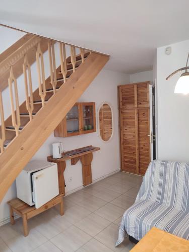 Pod Sosnami Pod Sosnami