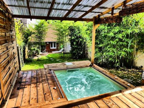 Bulle de sérénité aux portes de Paris, spa privé gîte à louer Buchelay