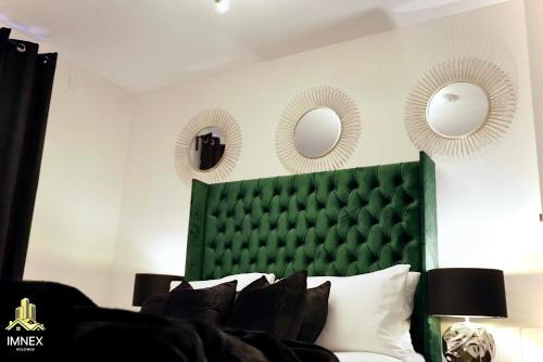 2BR Luxury Flat Belfast City Centre, secure parking, free snacks & free Netflix