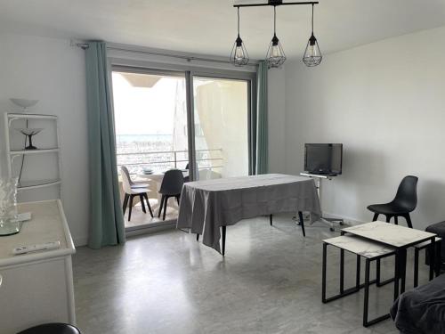 Apartment image 9