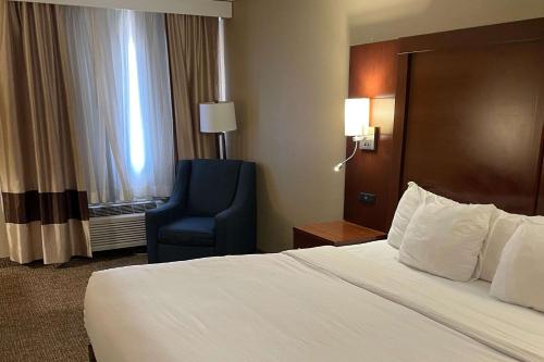 Comfort Inn Indianapolis South I-65 - image 11