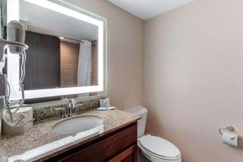 MainStay Suites Denver International Airport in Denver, USA