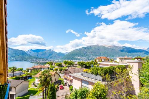 Schöne Wohnung an Toplage mit gratis Parkplatz! in Gambarogno, Schweiz