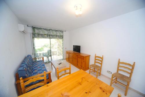 Two-Bedroom Apartment image 7