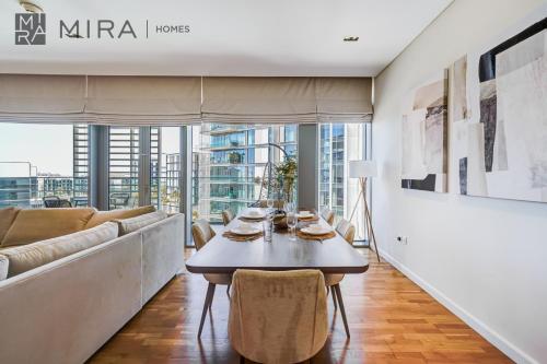 Mira Holiday Homes - Luxury 2 bedroom in Bluewaters with stunning view, Dubai (Foto 10)