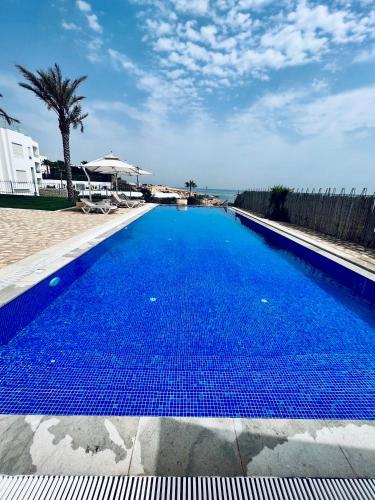 Supanti aplinka, La Baie in Hergla