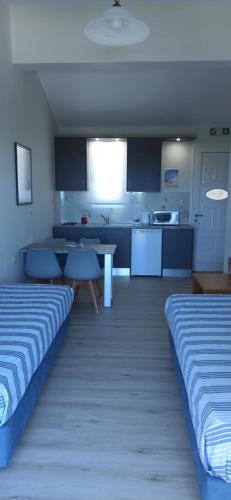Apartment with Sea View image 1