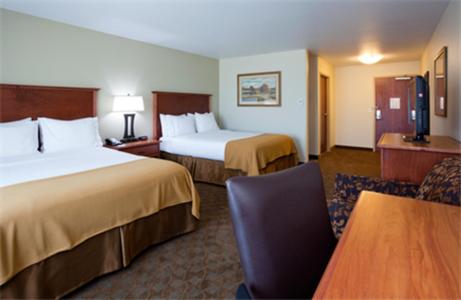 Holiday Inn Express & Suites - Mason City, an IHG Hotel