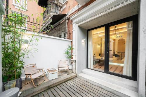 Moment Home-Jing'an Temple near the subway, private yard Townhouse garden villa,2 king-size beds, Shanghái (foto 4)