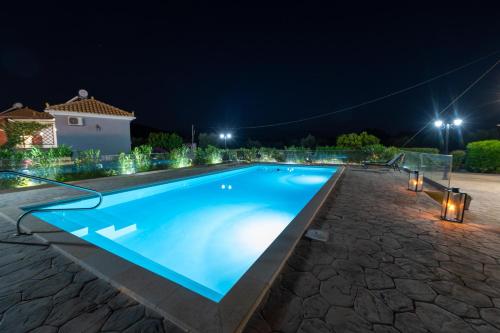 Spedion Villa - Near to sea villas with heated swimming pool - Gythio Spedion Villa - Near to sea villas with heated swimming pool - Gythio