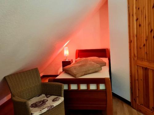 2 bedrooms, 4 beds