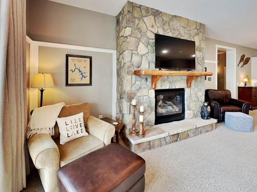 Center Stage in McHenry, USA