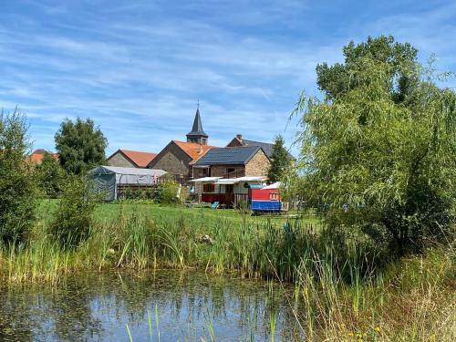 Bungalow d'une chambre avec piscine partagee jardin et wifi a Saint Pardoux