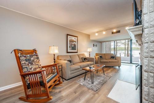 104B One Bedroom One Bath thumb 4