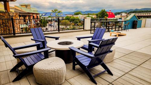 View, Margaritaville Island Hotel in Pigeon Forge (TN)