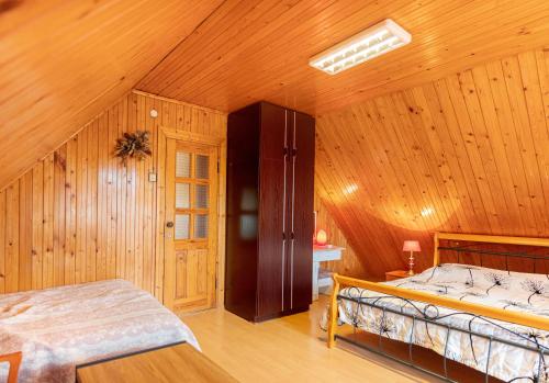 One-Bedroom Apartment - Penthouse  image 4