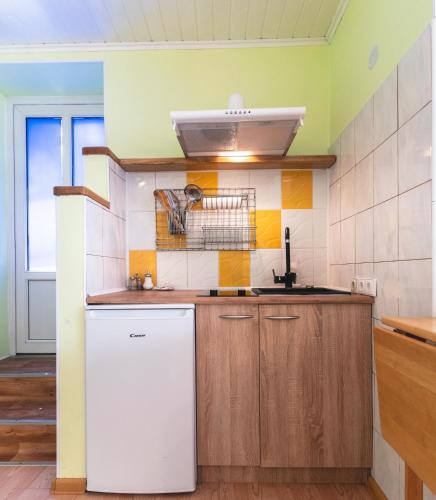 Studio - Ground Floor image 4