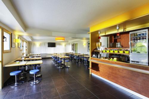 sala de TV, ibis budget Chartres in Chartres