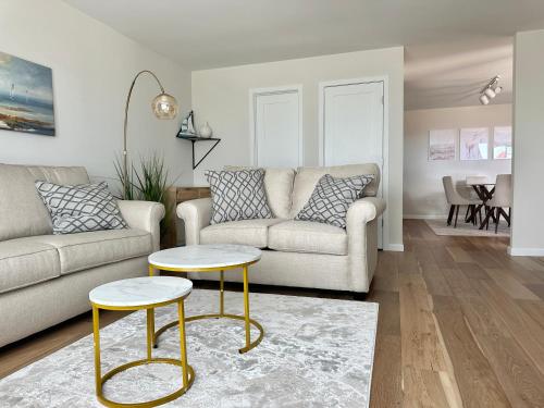 OBX Dream Minutes to the Beach Large Pool Tennis in Kitty Hawk (NC)