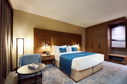 Paradise Nice Hotel Jeddah Room Type - Deluxe King Room