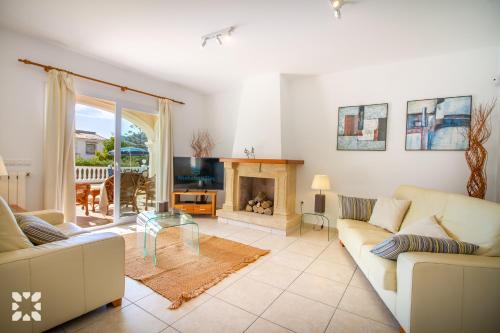 Villa La Paloma Blanca by Abahana Villas - image 4