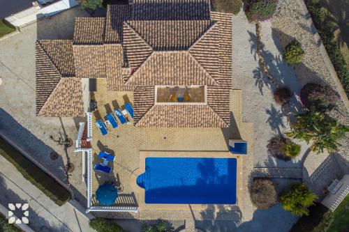 Villa with Private Pool image 7